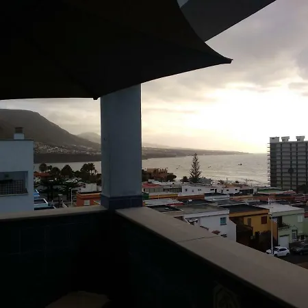 El Mirador Romantico De *
